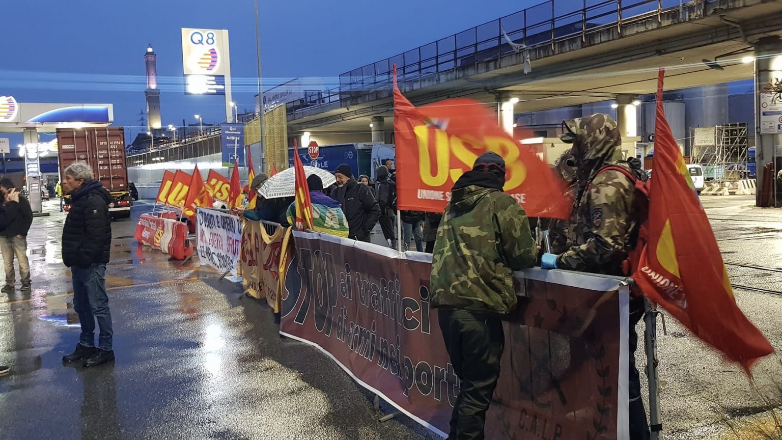 Lučki radnici u Đenovi protestuju protiv tranzita oružja kroz njihovu luku